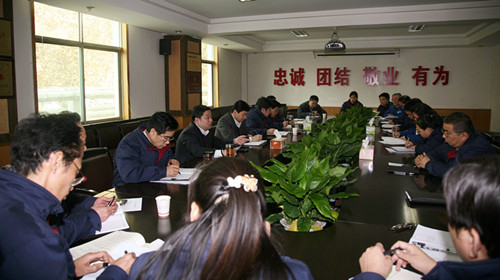 西安煤機公司開展“假如沒有陜煤化集團強大支持，重裝集團怎么辦”大討論活動